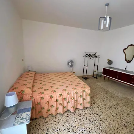 بيت ضيافة Elle Shelter Scanzano